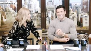 Kelly Ripa and Mark Consuelos show the weird way they hold hands | Page Six Celebrity News