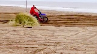 Riding Dirtbikes on the BEACH | 2 stroke VS 4 stroke | Super DEEP | YZ250 YZF450