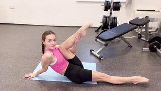 Flexible warm-up in the training room - Leg Strength and Contortion #yoga #stretching