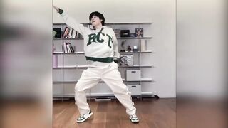 Jimin NEW Dance Video! ???? Dancing to BTS songs on Tiktok!