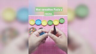 Tutorial express. mini cerealitos de Pasta flexible y resina.