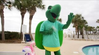 Toby the Turtle Has His Own Dance at The Beach Club in Gulf Shores!