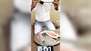 watermelon???? ka aisa challenge shirf 19 Sec⏰ me finish???? win 400ru #streetfood #challenge