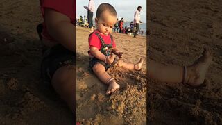 ????️ Beach Lover Baby #cute #cutebaby #fun #game #joy #enjoy #love #masti #shorts #ytshorts #short