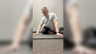 PERFECT MOBILITY WARMUP FOR EVERY WORKOUT ????️‍♂️????‍♂️ #workout #warmup #stretching #shorts