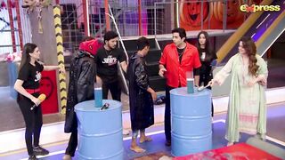 Yasir or Momal Aj Kia Kha Kar Aye Hain | KKJ Celebrity Club | 8th Ramzan | Express TV