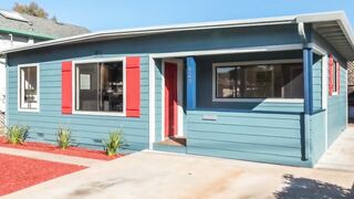 Amazing Fabulous Beach Bungalow Cottage with 2 Bedrooms and 2 Baths in Harcourt AV