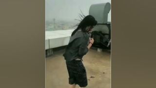 Rashmika in rainy day #attitude #shorts , #shortvideo , #viral #rashmikamandanna #celebrity ,