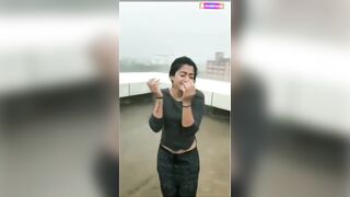 Rashmika in rainy day #attitude #shorts , #shortvideo , #viral #rashmikamandanna #celebrity ,