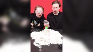 Cut the Flour Challenge ✂️