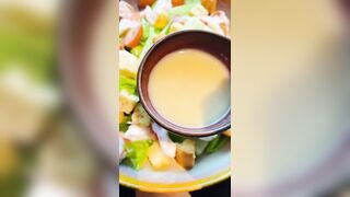 Seafood salad with garlic sauce#shortsfeed #shortvideo#foodie#recipe #yummy#challenge#salad#seafood