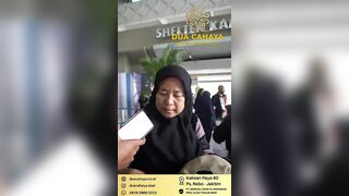 Cerita Saat Umroh Ibu Saodah Bersama Travel Umroh Dua Cahaya 0819 2900 2222