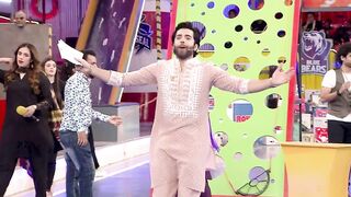 Is Game Mein Pehli Bar Jeete Hain - Kinza Hairan | KKJ Celebrity Club | 24th Ramzan