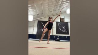 #motivation #rg #rhythmic #gymnast #rhythmicgymnast #newtrend #flexible #kicks #rhythmicgymnastics