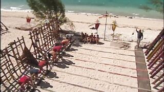 Great Escape Run (3 of 3) Reward/Immunity Challenge | Survivor: Vanuatu | S09E03: Double Tribal...