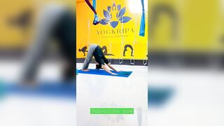 Chin handstand.. #shorts #reels #shortsfeed #viral #advance #trending #workout #health #yoga