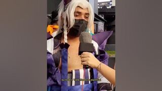 Entrevistando cosplay no Arena #anime #memes #cosplay #otaku #shorts #lol