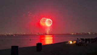 San Diego Pacific Beach Bars...followed by a Bonfire with Fireworks ????️????????????