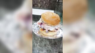 Delicious Energy burger????????#youtubeshorts #ytshorts #travel withfood123