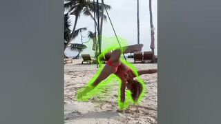 Beach girl| Flexible teen girl@awhitecrow#Viral##Shorts#ytshorts#