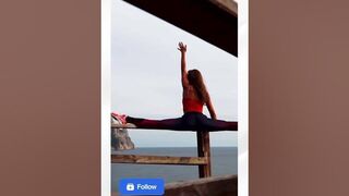 ????????‍♀️Flexible Yoga Stretching & Middle Splits????????#Shorts#Yoga#Healthhttps://tinyurl.com/5d4m84yb