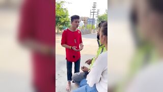 Share karo gf ko gift dene wale ko???? #shorts #comedy #funny