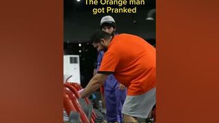 Professional Powerlifter doing prank #prank #anatoly #bodybuilding #funny