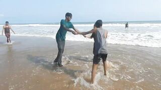 Sea beach masti || masti at sea beach || #dailyvlog