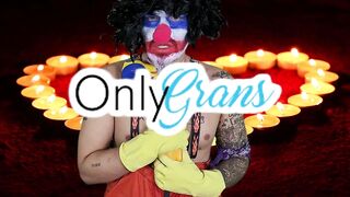 If OnlyFans was for OnlyGrans