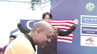 Malaysia's Enrique and Bertrand in Men's 10m Platform Victory Ceremony | Diving | SEA Games 2023