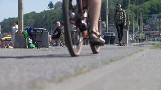 Reduced hours at Golden Gardens, Alki Beach a relief to nearby business owner