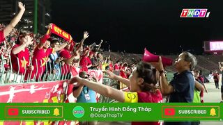 Muôn màu SEA Games - 16/5/2023 - Khoảnh khắc đội tuyển nữ bóng đá Việt Nam mừng chiến thắng | THDT