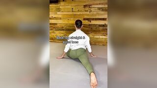 Pigeon Pose #stretching #flexibility #hips #glutes #yogapractice #shortsvideo