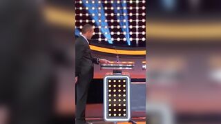 Snoop Dog Takes on Celebrity Family Feud: Hilarious????#SnoopDog#CelebrityFamilyFeud #funny#celebrity