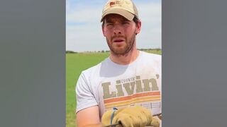 When influencers show up to the farm…????????????‍♂️ #influencer #farm #funny #skit