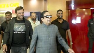 Brahmanandam Super Fun With Bouncers @ Unstoppable Trailer Launch | Manastars