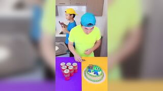 Minecraft cake vs soda ice cream challenge! ???? #funny #minecraft #shorts by Ethan Funny Family