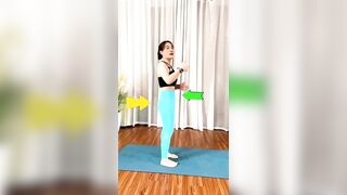 Đứng thế nào để không đau lưng ???| Đinh Hạnh Yoga#yoga #shorts #shortvideo #yogatainha