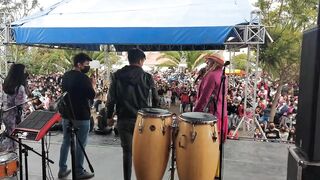 Cosas que le pasan en la tarima a Mama Chocha haciendo tiktok