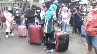 AWAS !!.. HATI-HATI TRAVEL DI TEMPAT KARANTINA MAKIN GANAS, PMI MAKANAN EMPUK UNTUK DIPERAS