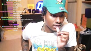 Duke Dennis Shows His Girlfriend on Stream ????