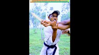 challenge knife defense self defence on the streets ????️ #shortsvideo