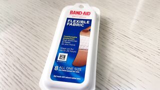 ✅ BAND-AID Flexible Fabric Bandages One Size Travel Pack, 8 Count, Pack of 24 ????