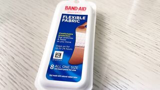 ✅ BAND-AID Flexible Fabric Bandages One Size Travel Pack, 8 Count, Pack of 24 ????