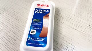 ✅ BAND-AID Flexible Fabric Bandages One Size Travel Pack, 8 Count, Pack of 24 ????