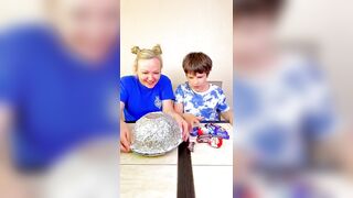 Funny foil Challenge ???????????? #svetkonfetkashorts #best #tiktok #challenge #comedy #funny #shorts