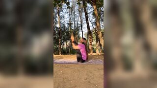 Yoga Pose #yogaurmi #yoga #yogaposes #yogafit #yogawithurmipandya #yogaasana #urmiyogaacademy