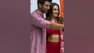 #kartikaaryan #kiaraadvani together???????? for their new film ???? trailer launch//Bollywood junction//