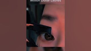 POV: You have never seen a celebrity with bad eyelashes