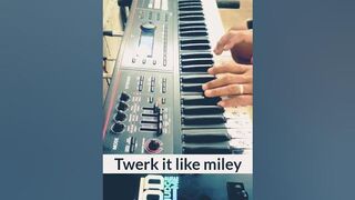 Twerk it like miley #celebrity #music #trending #piano #viral #blogger #update #fypシ #shorts